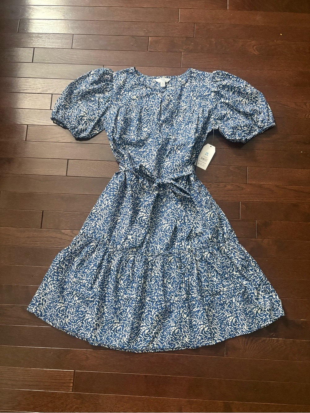 Time and Tru Blue Floral Puff-Sleeve Tie-Waist Dress